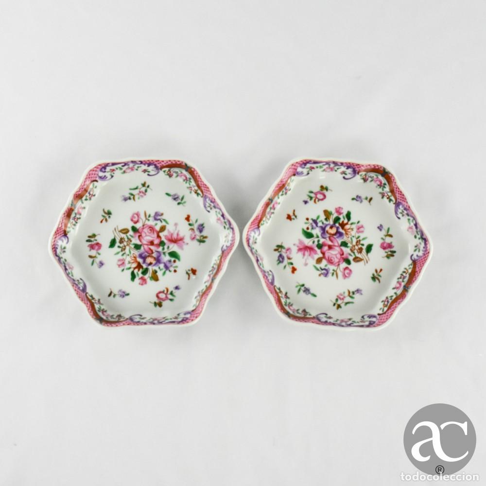 Antig&uuml;edades: Par de covilhetes em porcelana Vista Alegre Mottahedeh