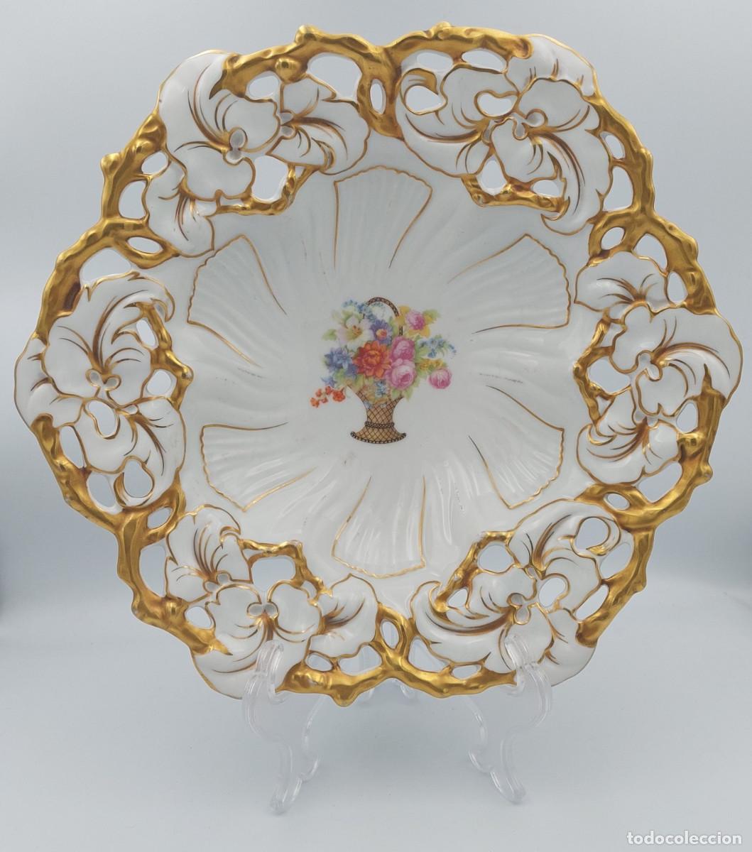 Antig&uuml;edades: Centro de mesa de porcelana alemana Carl Tielsch siglo XIX