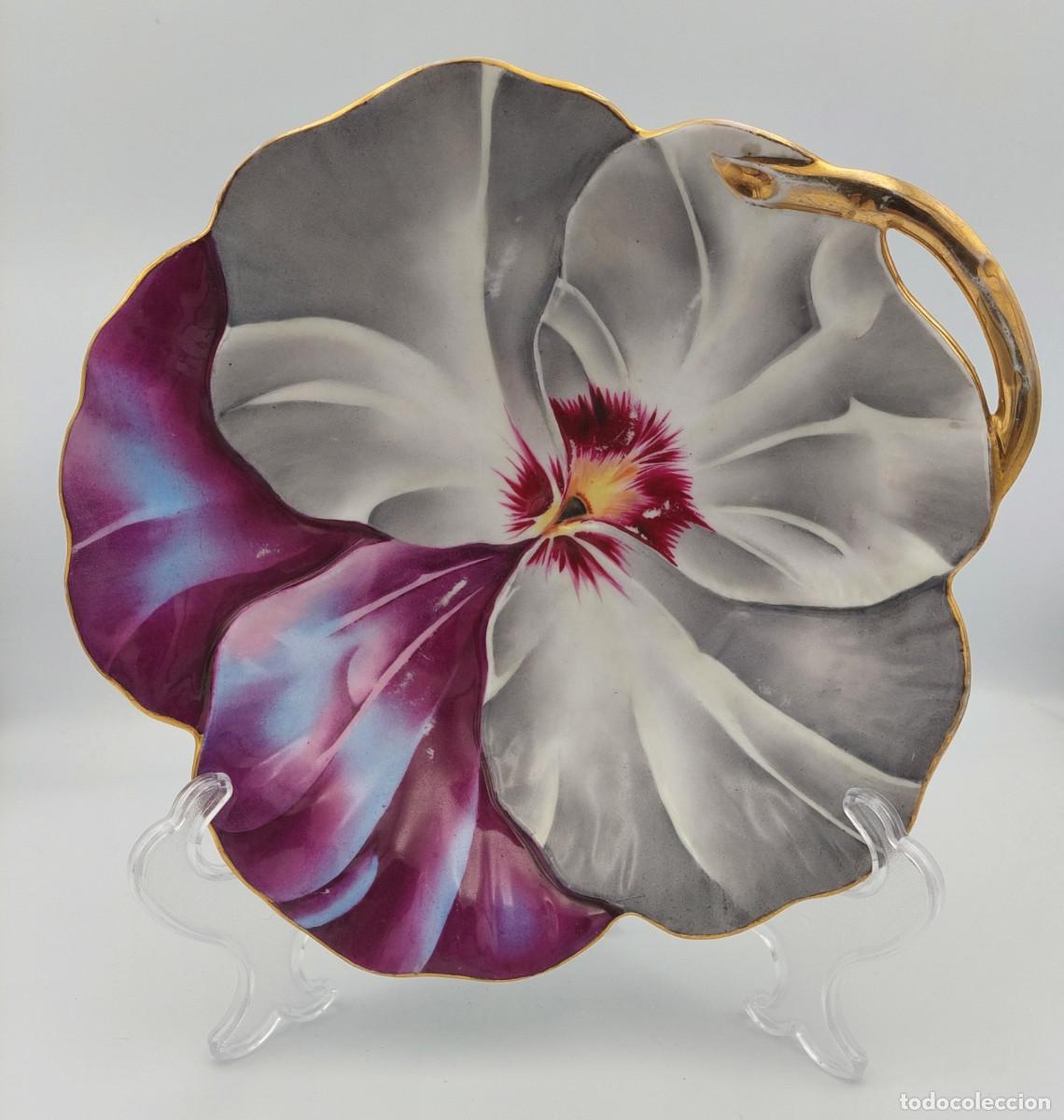 Antig&uuml;edades: Centro de mesa porcelana alemana flor pensamiento