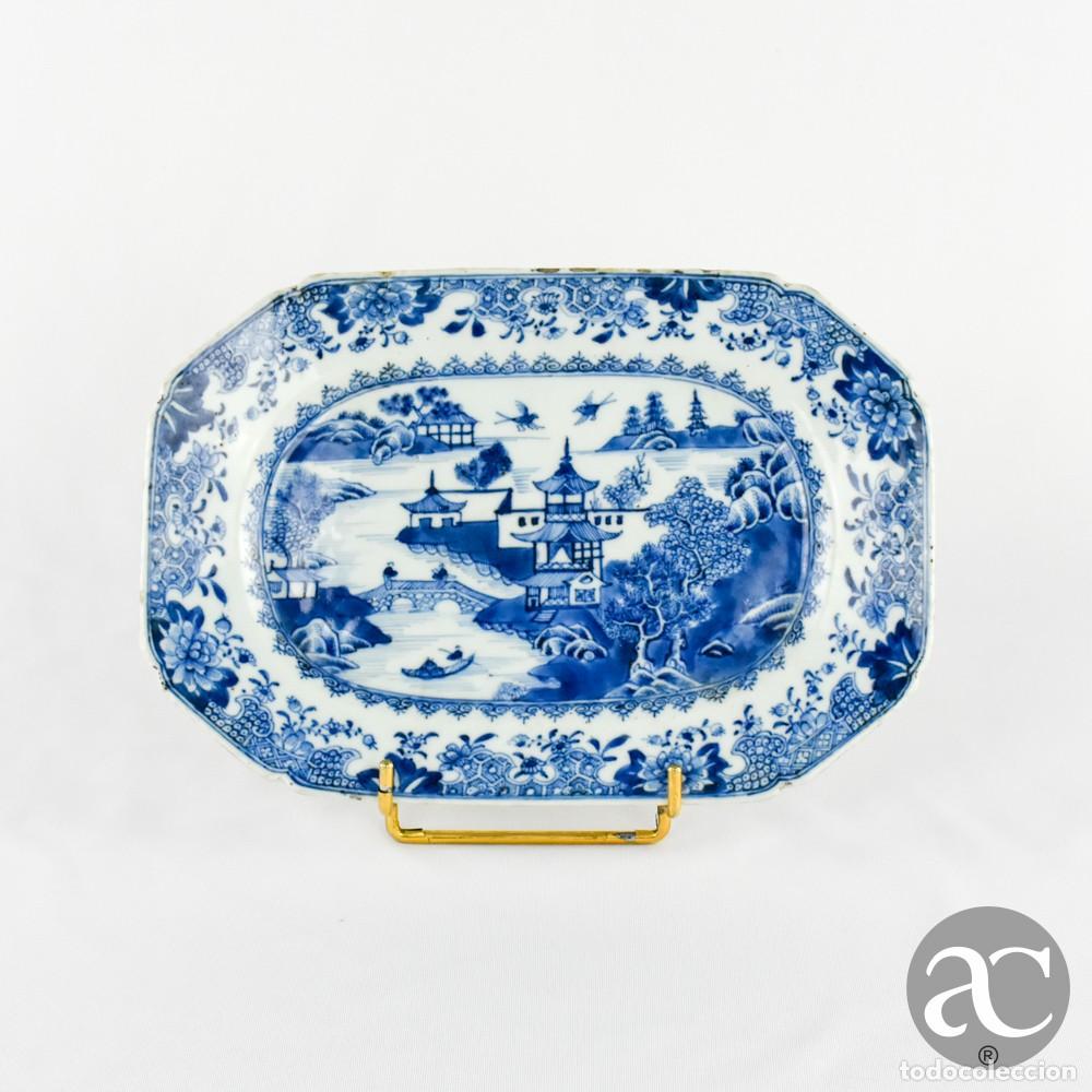 Antig&uuml;edades: Travessa porcelana da China, Per&iacute;odo Qianlong, s&eacute;c. XVIII