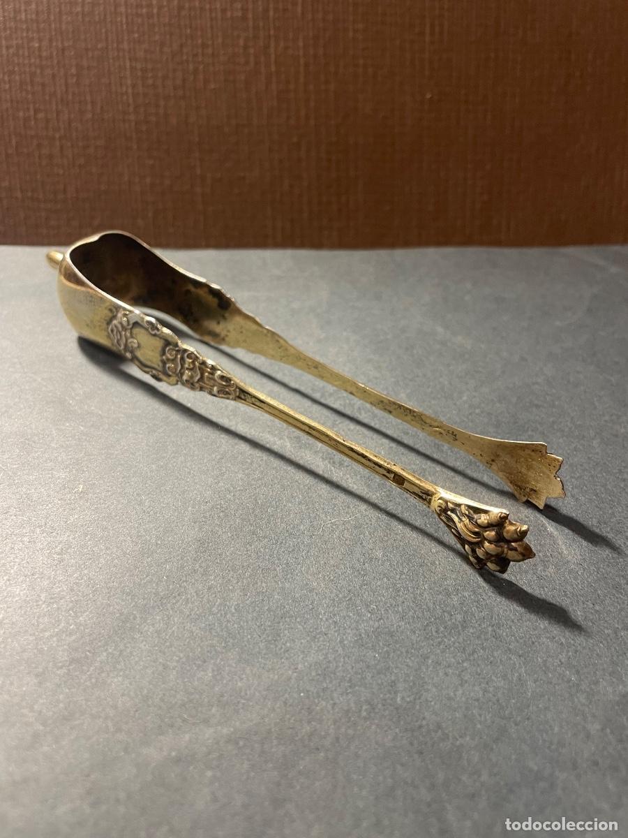 Antig&uuml;edades: ANTIGUAS PINZAS DE PLATA DE &Ntilde;EY , PLATA DORADA , CON SUS CONTRASTES . (CABEZA DIOSA MINERVA) PIEZA D