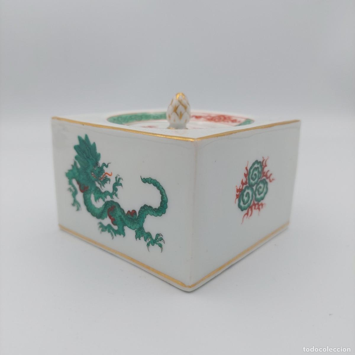 Antig&uuml;edades: Caja de porcelana alemana Meissen dragon verde Ming