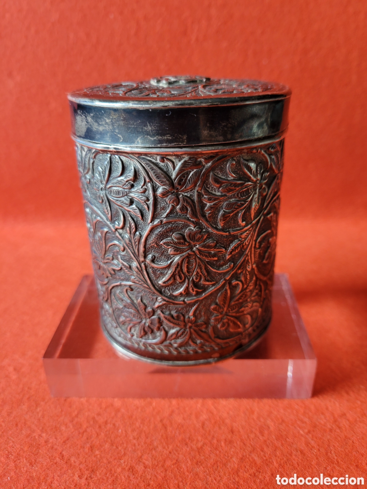 Antig&uuml;edades: TIBOR DE PLATA CON SELLO ESCUDO DE ARMAS DE MALASIA