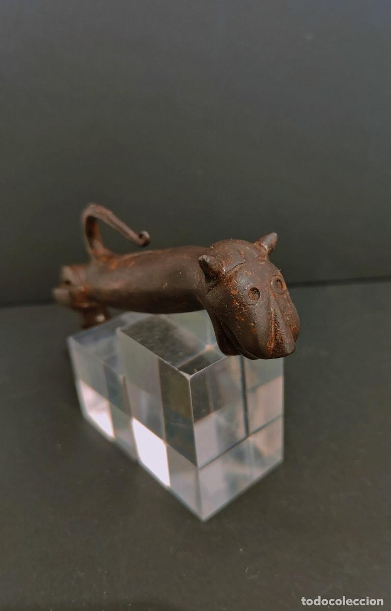 Antig&uuml;edades: Llamador hierro XVII