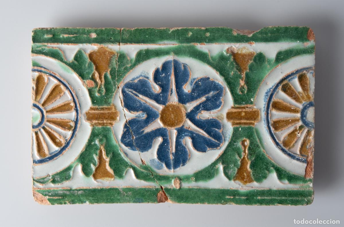 Antig&uuml;edades: Azulejo Toledo, Espa&ntilde;a - Siglo XVI - Arista/Cuenca