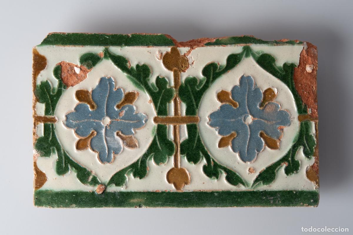 Antig&uuml;edades: Azulejo Toledo, Espa&ntilde;a - Siglo XVI - Arista/Cuenca