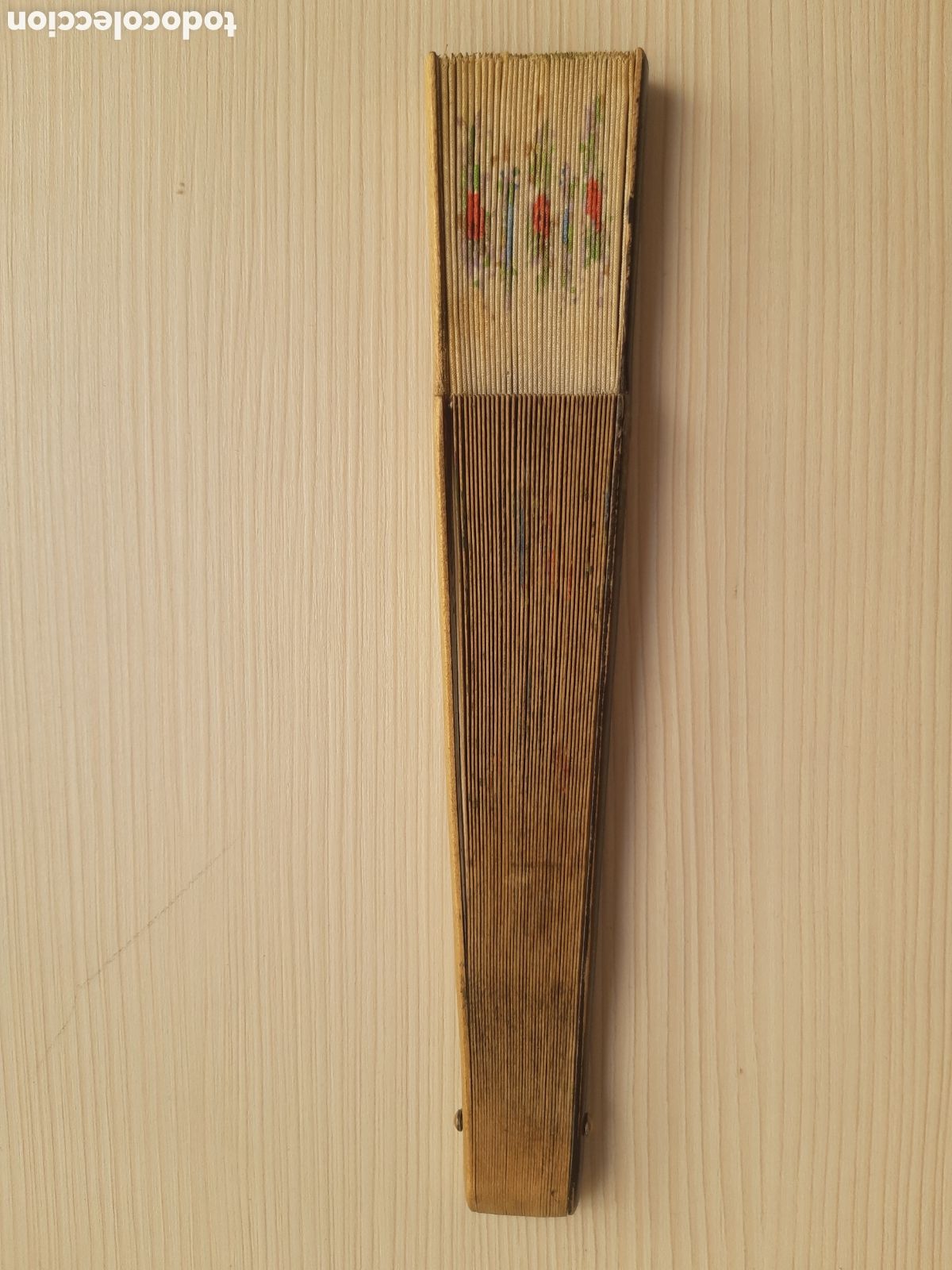 Antig&uuml;edades: Abanico de madera pintado - Foto 5