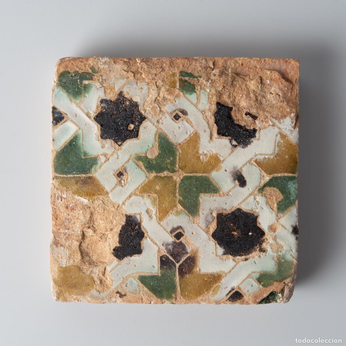 Antig&uuml;edades: Azulejo Mudejar, Espa&ntilde;a - Siglo XV/XVI - Arista/Cuenca