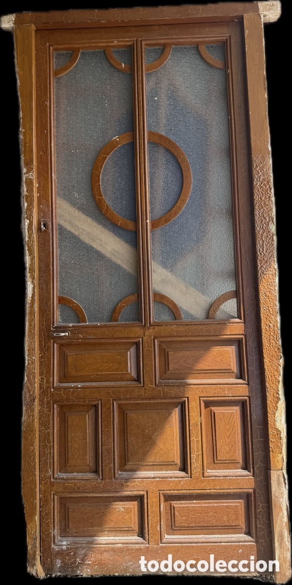 Antig&uuml;edades: Puerta de madera de estilo modernista