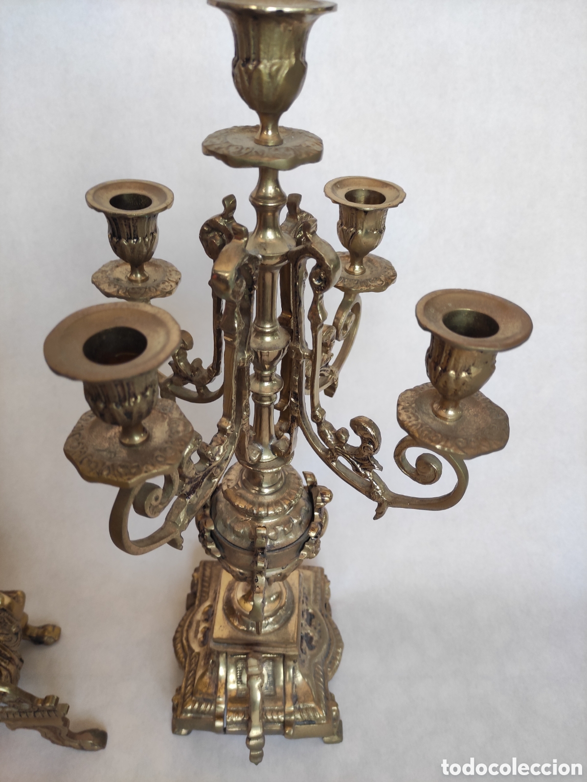 Antig&uuml;edades: Reloj y candelabros en bronce - Foto 6