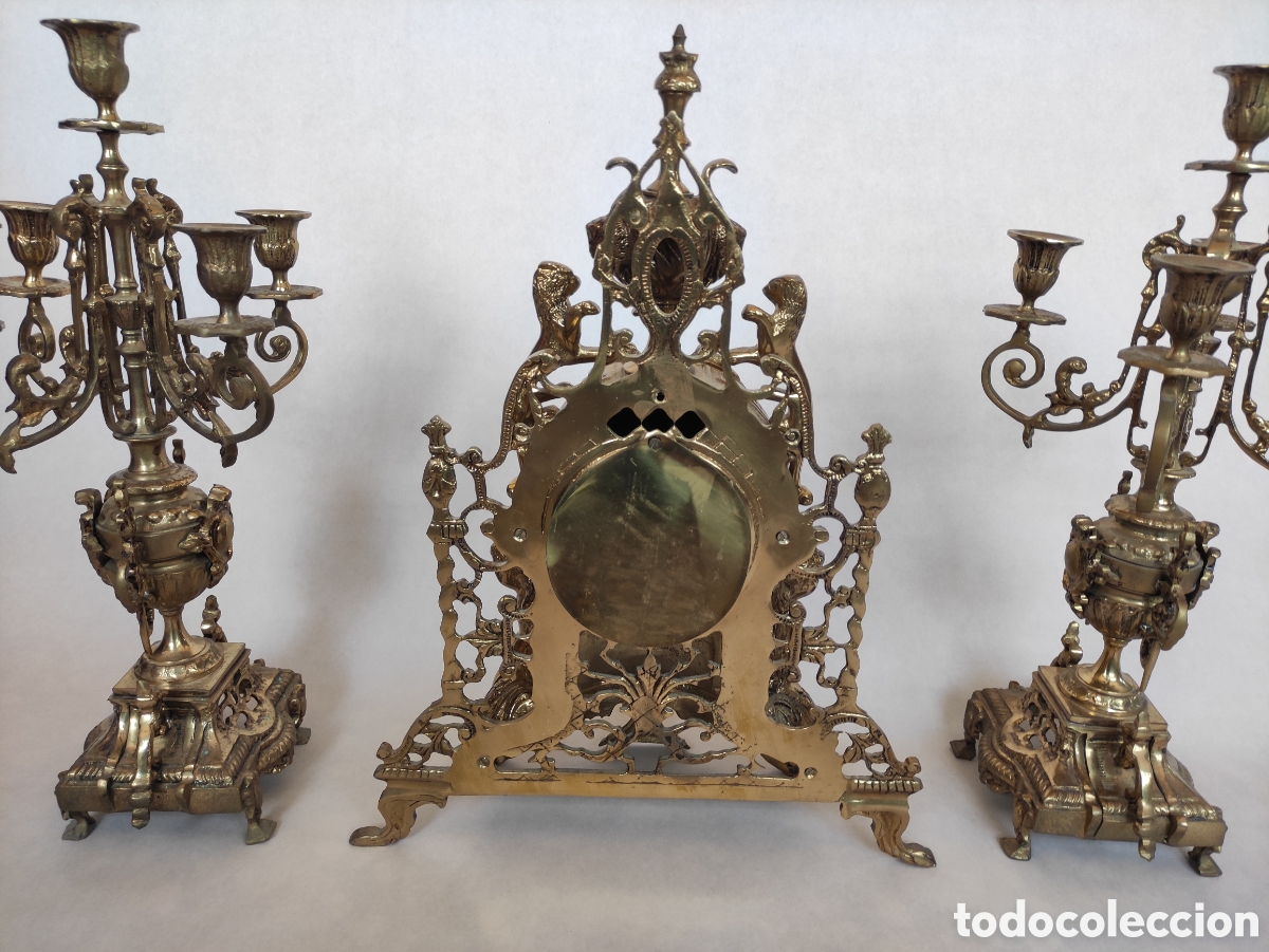 Antig&uuml;edades: Reloj y candelabros en bronce - Foto 8