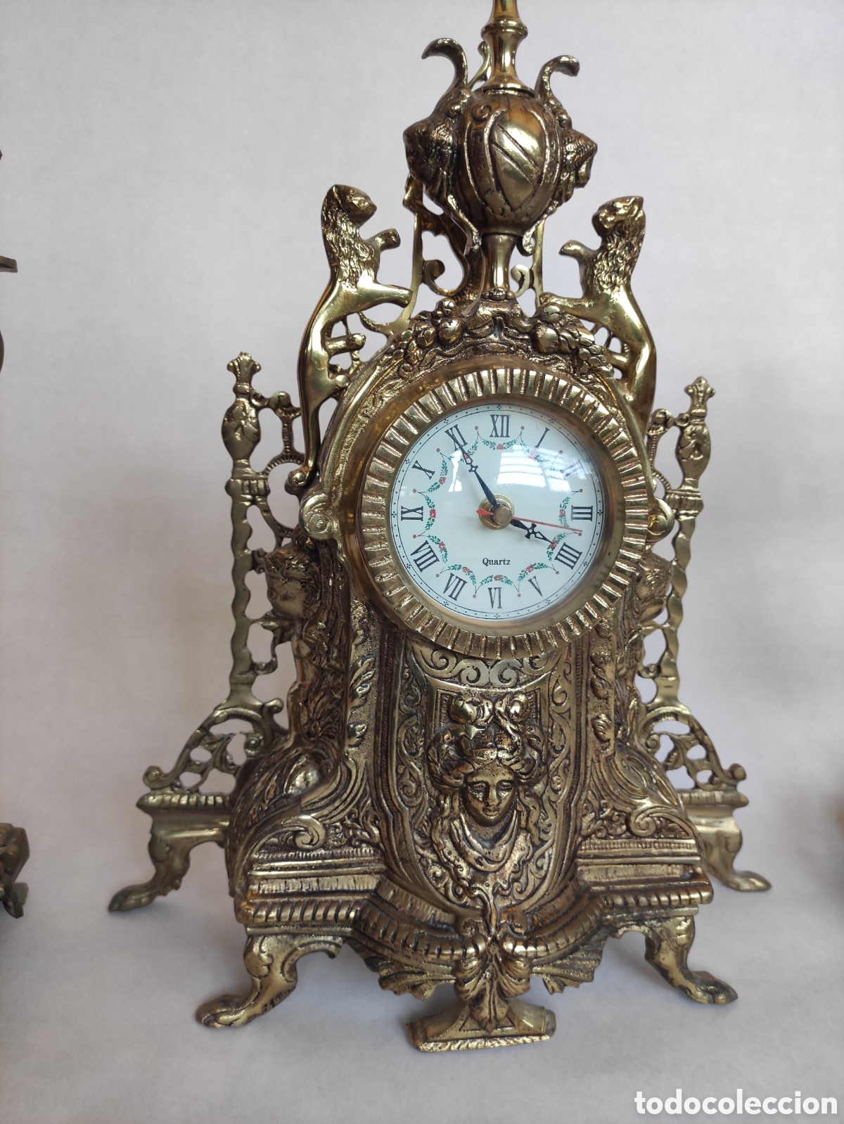 Antig&uuml;edades: Reloj y candelabros en bronce - Foto 14