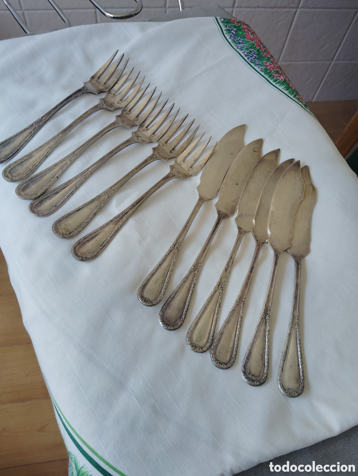 Antig&uuml;edades: Cuberteria antigua de pescado. 12 piezas