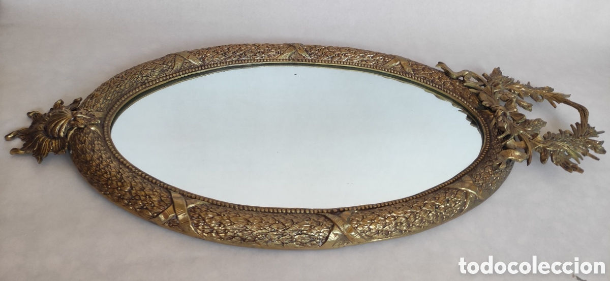 Antig&uuml;edades: Magn&iacute;fico espejo de bronce 9,5 kl.