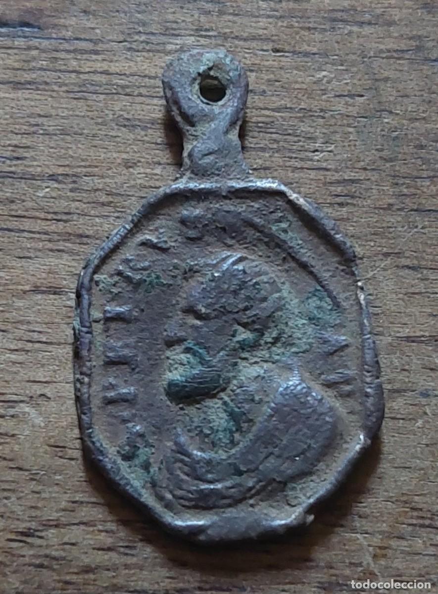 Antig&uuml;edades: Antigua medalla San Pedro