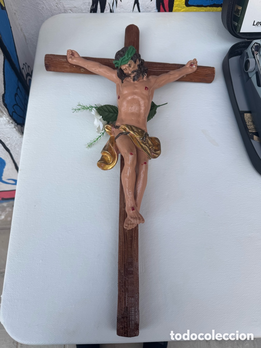 Antig&uuml;edades: Crucifijo santo cristo crucificado escayola
