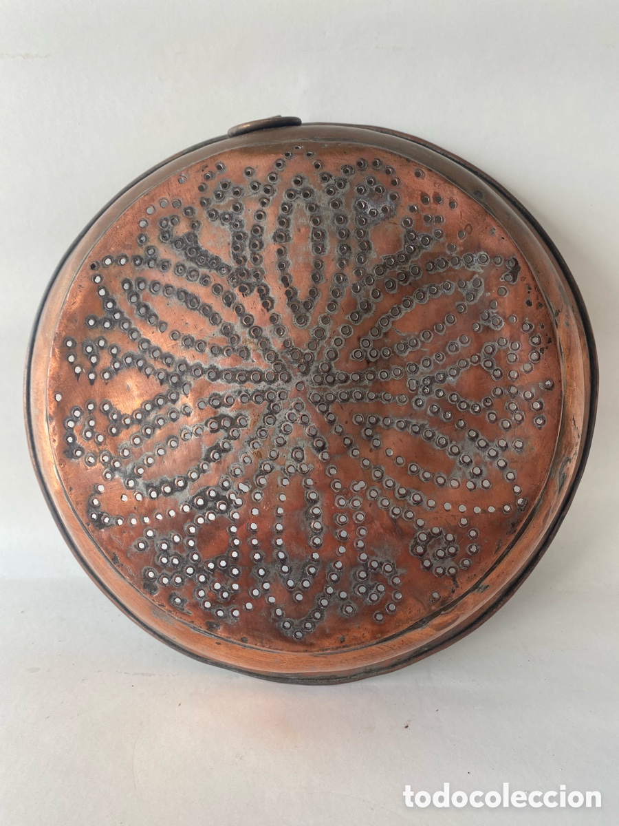 Antig&uuml;edades: Molde de reposteria para tartas de cobre Principios Siglo XX