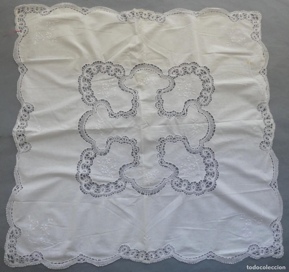 Antig&uuml;edades: ANTIGUO MANTEL DE ENCAJE MANUAL PRIMERA MITAD S.XX