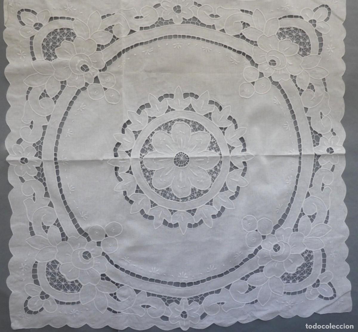 Antig&uuml;edades: ANTIGUO MANTEL DE ENCAJE MANUAL PRIMERA MITAD S.XX