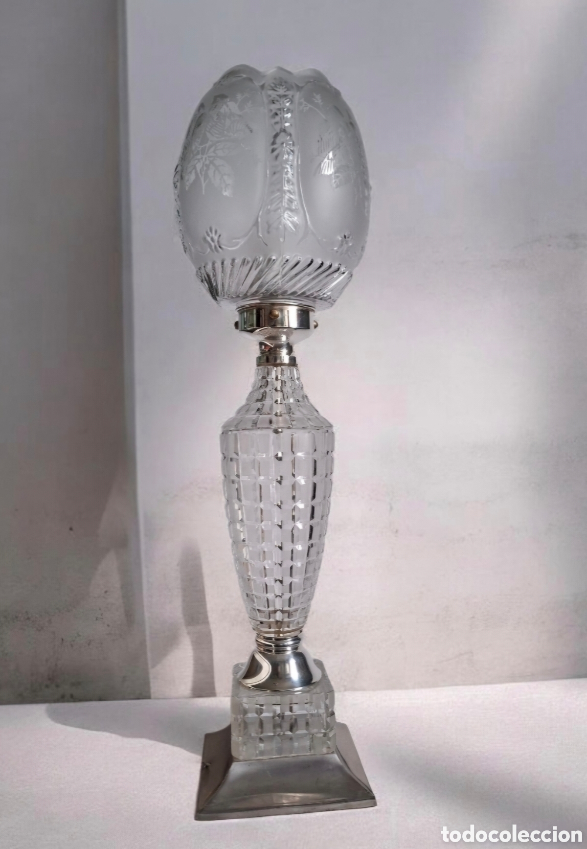 Antig&uuml;edades: ANTIGUA L&Aacute;MPARA DE MESA ART D&Eacute;CO