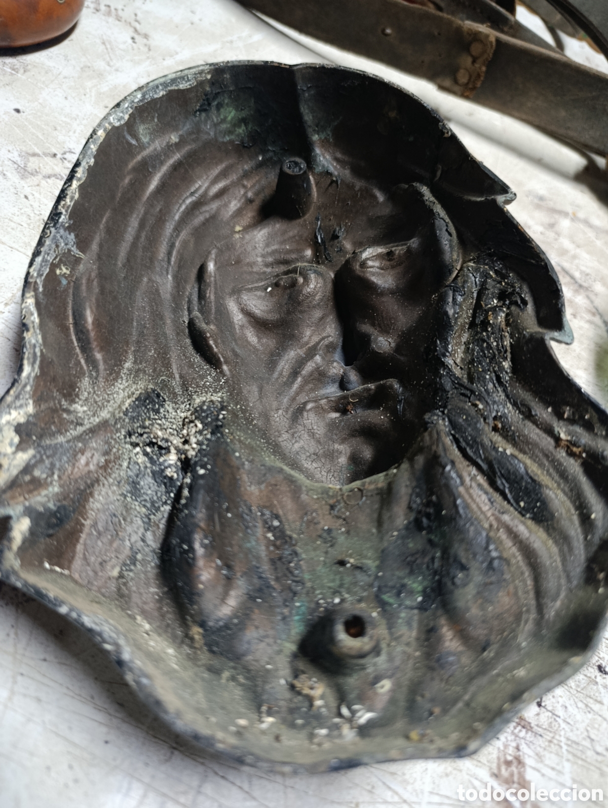 Antig&uuml;edades: Cristo de bronce fiimado - Foto 8