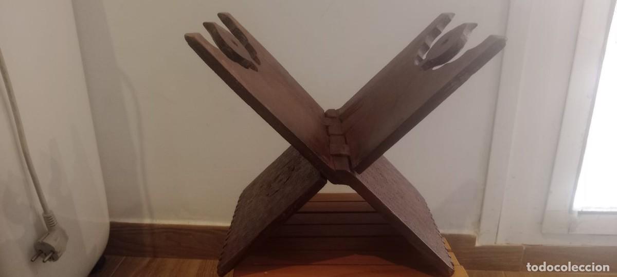 Antig&uuml;edades: Atril afgano en madera para lectura del cor&aacute;n