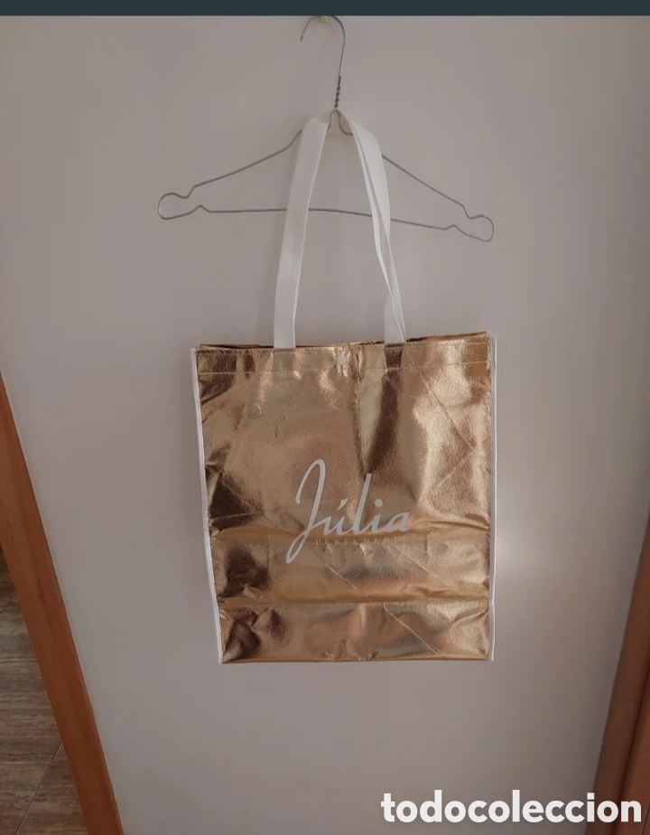 Antig&uuml;edades: Bolsa grande dorada Julia - Foto 1