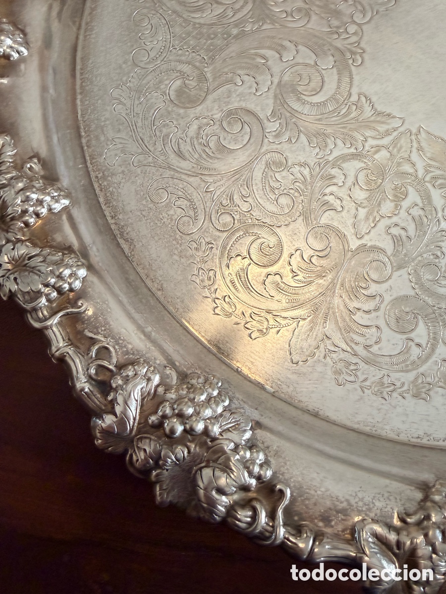 Antig&uuml;edades: Gran Bandeja metal plateado - Foto 2