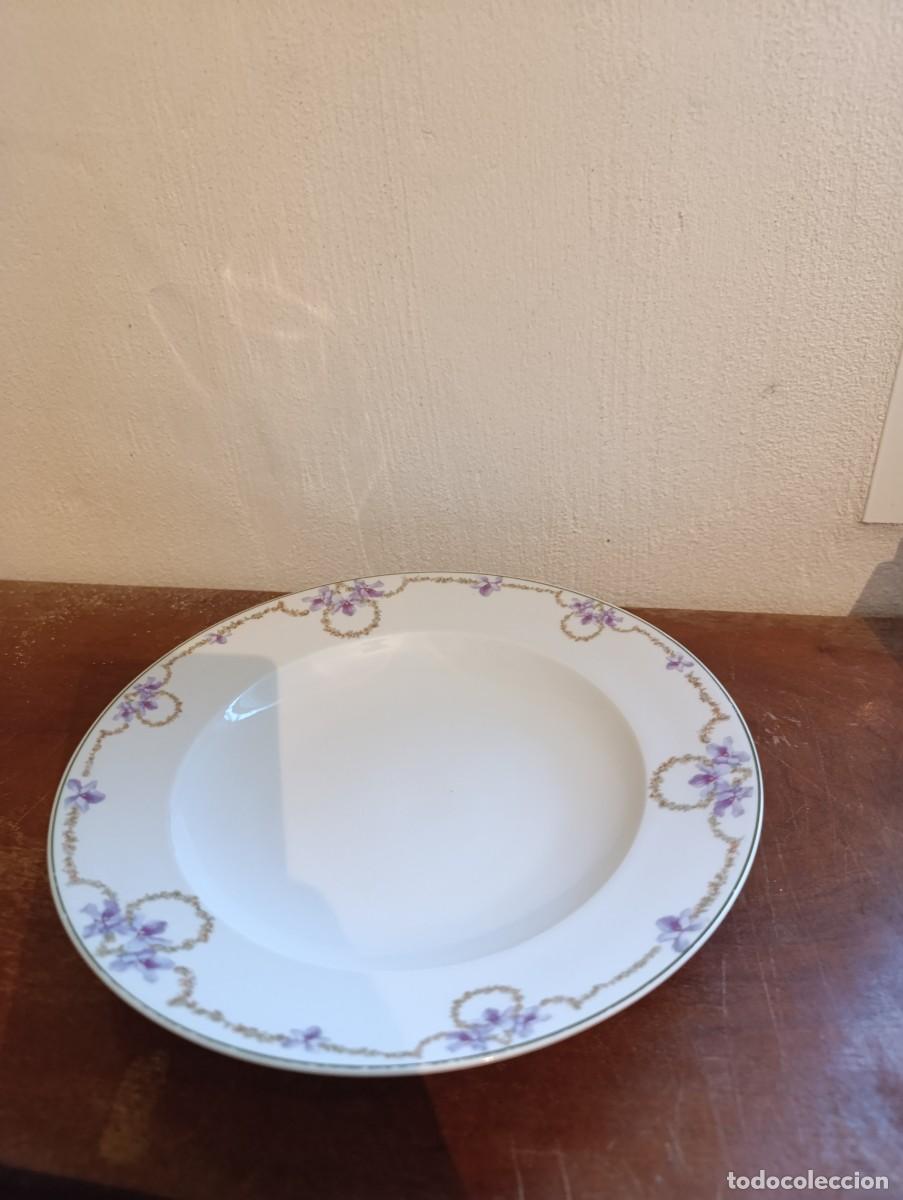 Antig&uuml;edades: Bonito plato sopero de porcelana Oepiag Checoslovaquia.&nbsp;