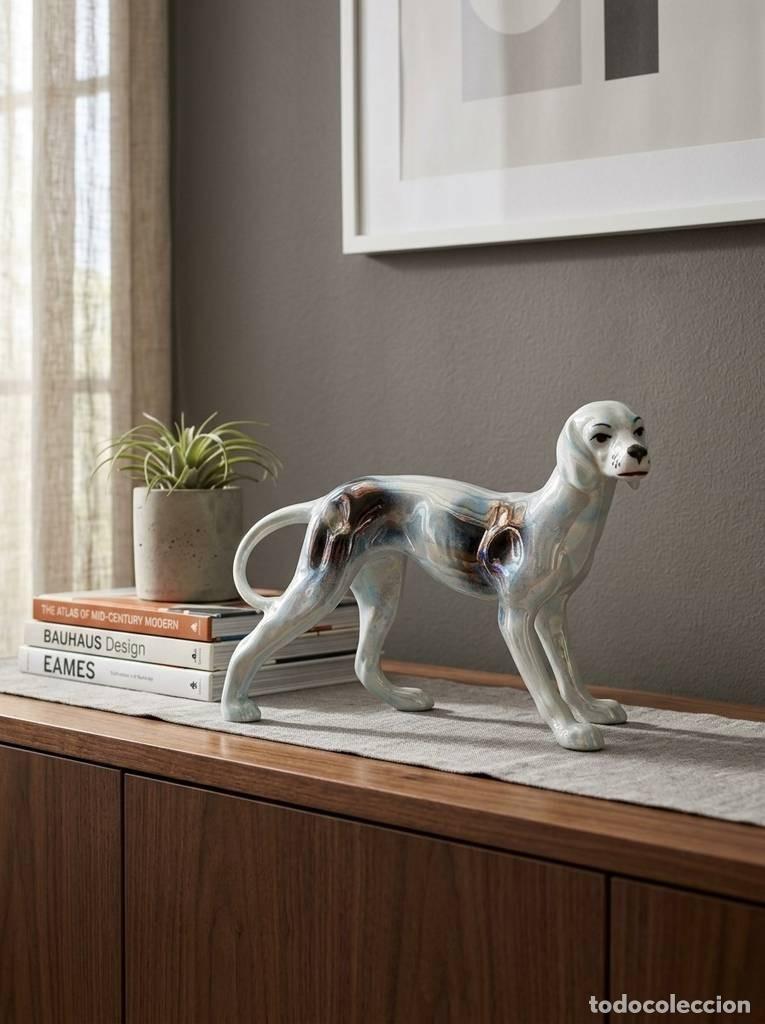 Antig&uuml;edades: FIGURA DE GALGO DE PORCELANA