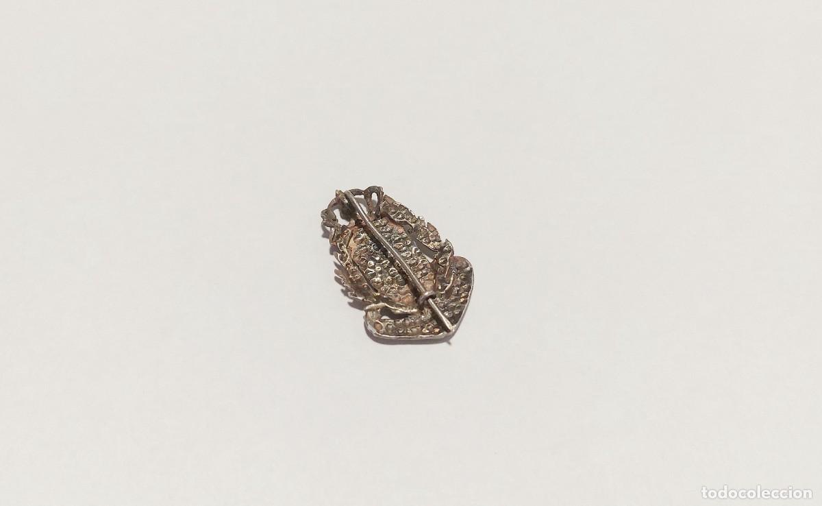 Antig&uuml;edades: Antigua medalla religiosa de plata - Foto 3