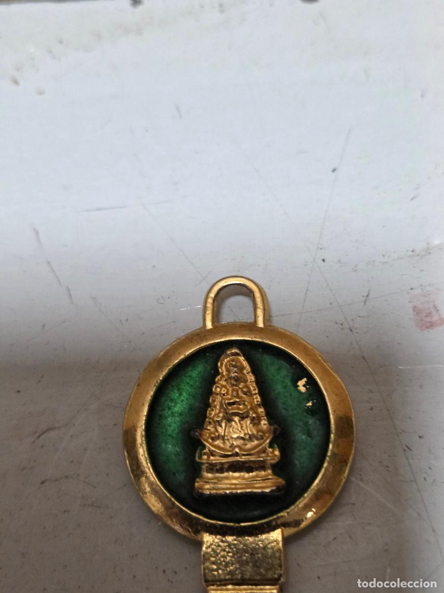 Antig&uuml;edades: llave de la virgen del rocio - Foto 2
