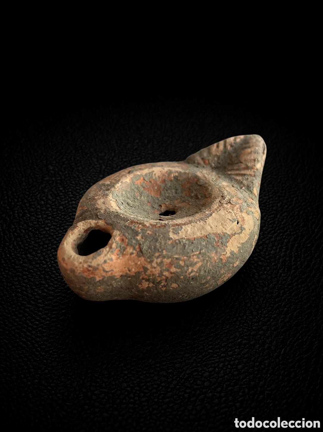 Antig&uuml;edades: Lucerna de terracota de la epoca romana alrededor siglo III con certificado de autenticidad