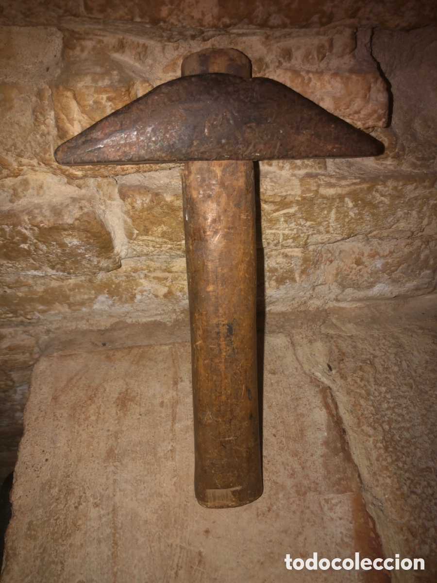 Antig&uuml;edades: Martillo antiguo yunque