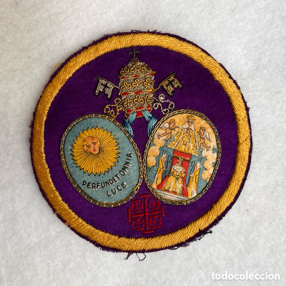 Antig&uuml;edades: SEMANA SANTA SEVILLA - ANTIGUO ESCUDO BORDADO DE LA HERMANDAD DE LOS ESTUDIANTES