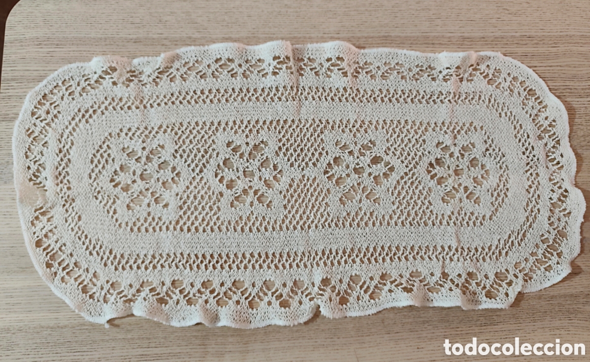 Antig&uuml;edades: Tapete vintage ganchillo/crochet hecho a mano. 67 x 34
