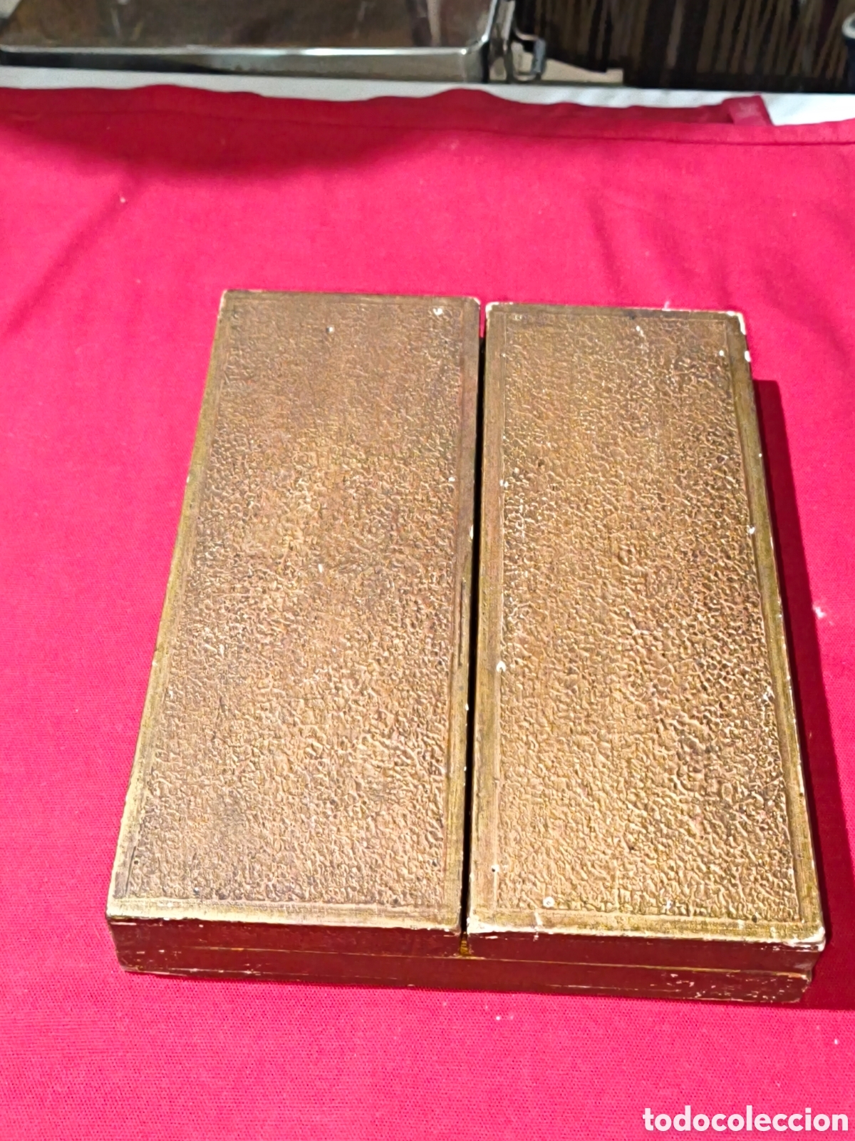 Antig&uuml;edades: Tr&iacute;ptico retablo de madera policromada - Foto 2