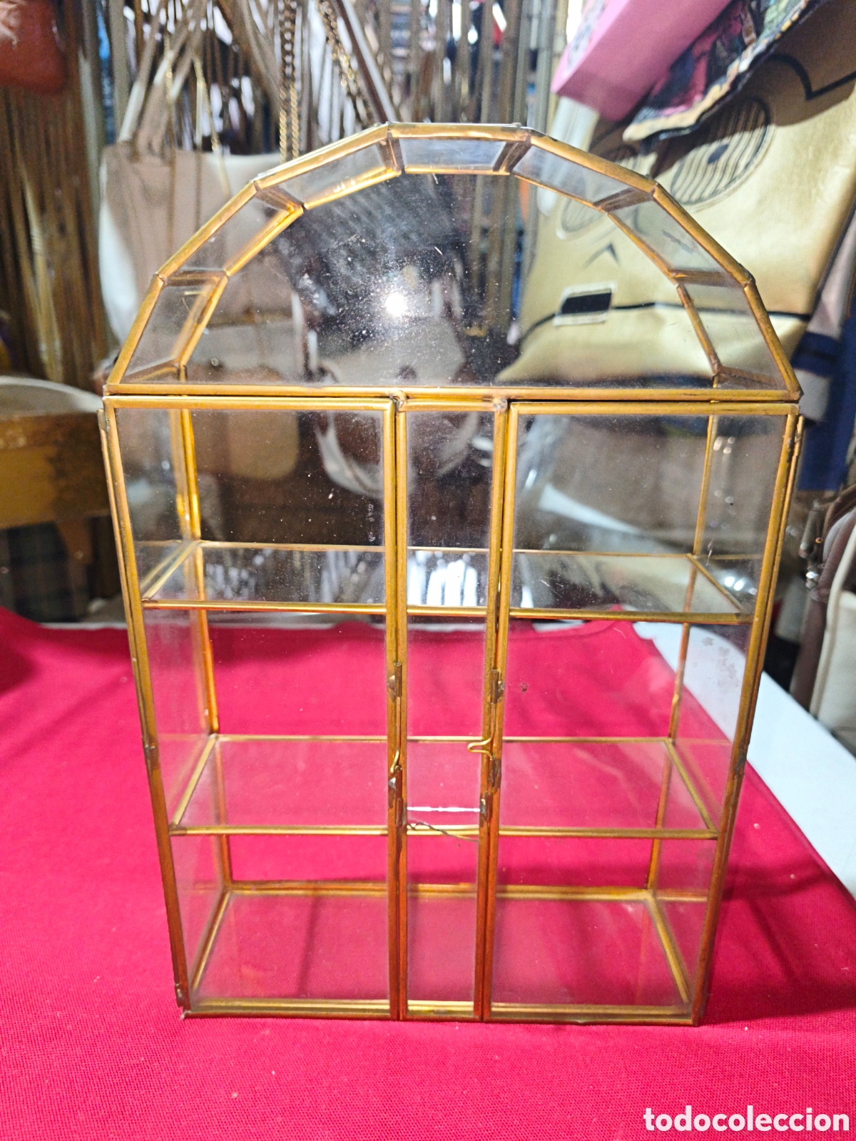 Antig&uuml;edades: Antigua vitrina estanter&iacute;a bronce o lat&oacute;n y cristal sin fondo leer descripci&oacute;n