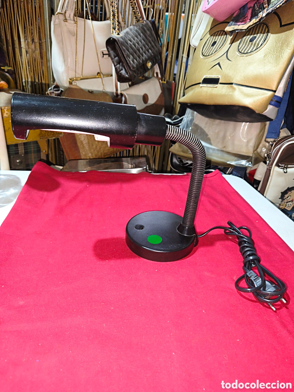 Antig&uuml;edades: Flexo lampara de sobremesa flexible Massive funcionando - Foto 1