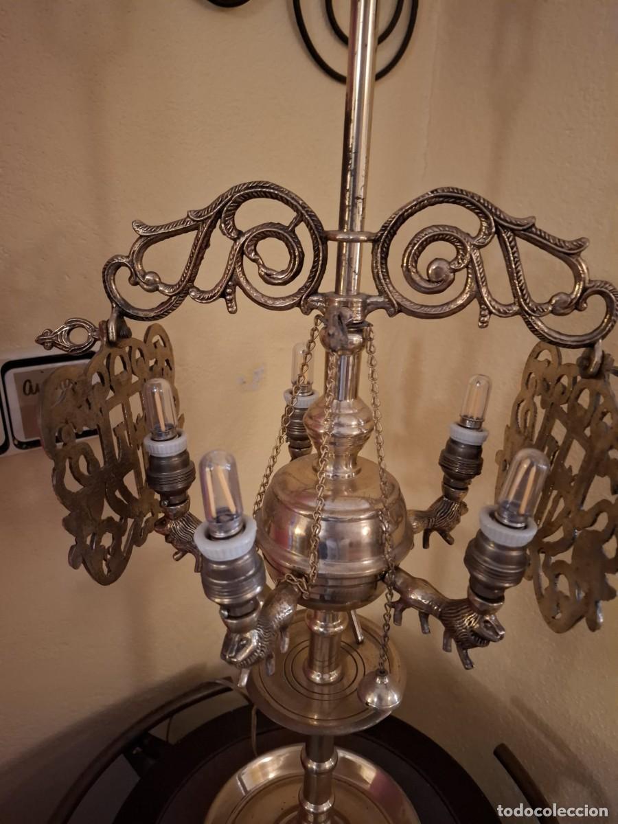 Antig&uuml;edades: Velones lucentinos con luz - Foto 2