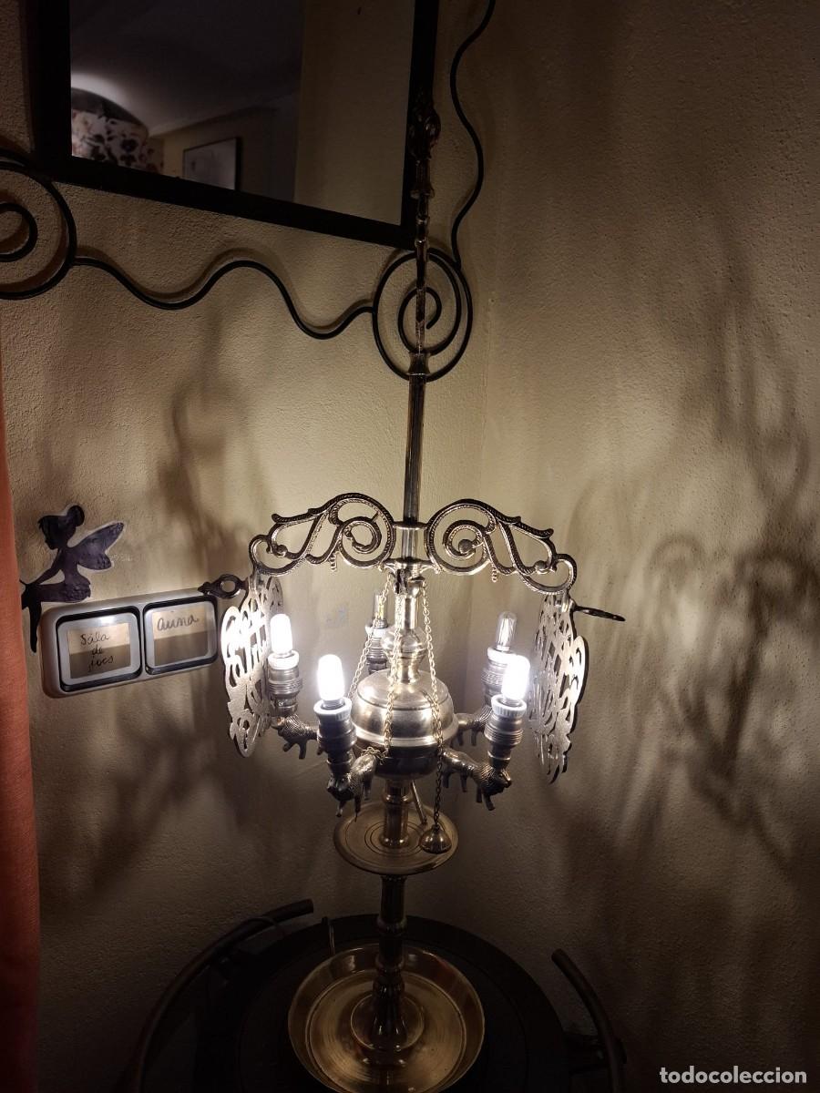 Antig&uuml;edades: Velones lucentinos con luz - Foto 3