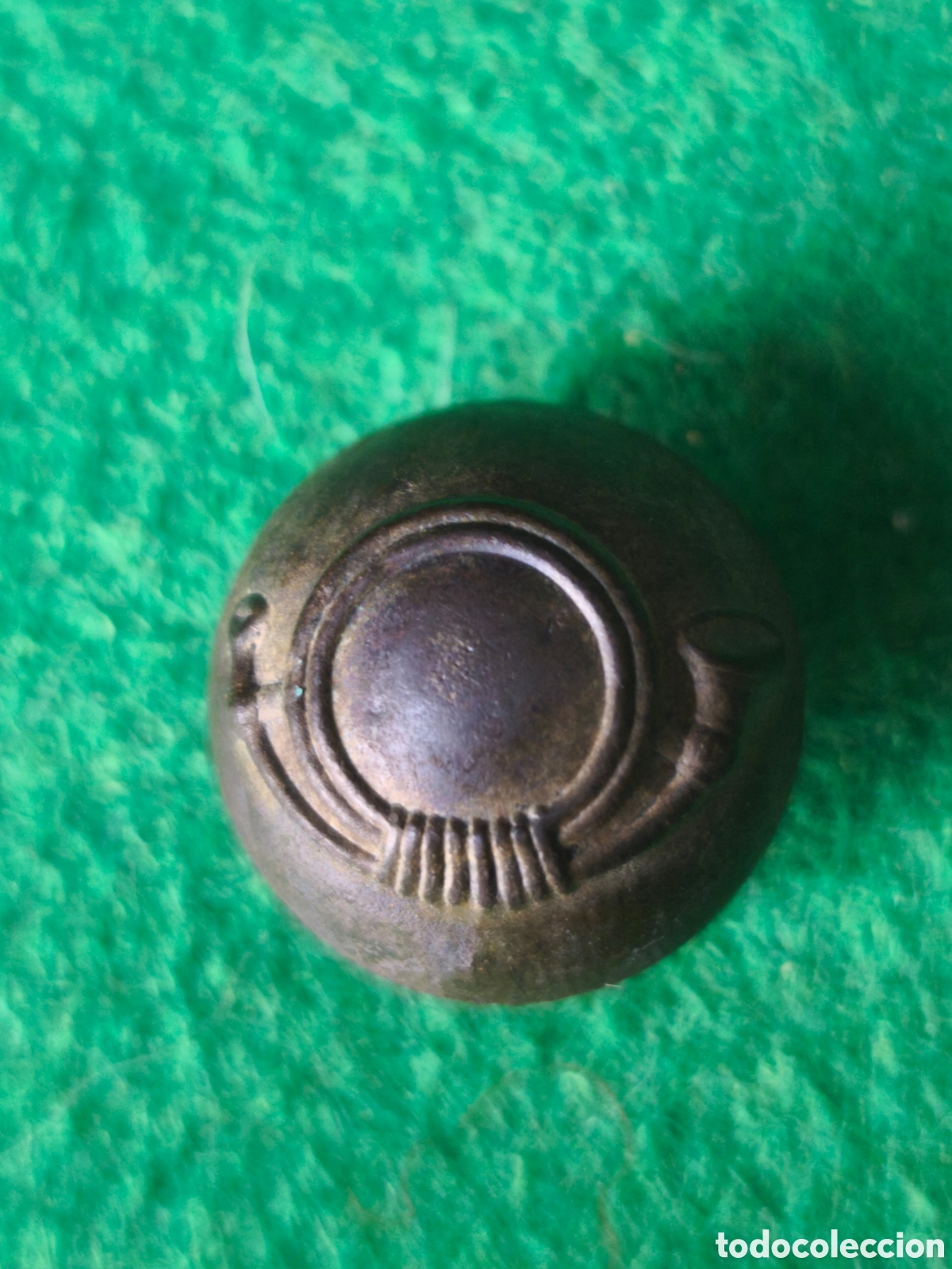 Antig&uuml;edades: Bot&oacute;n regimiento Cazadores 21 mm
