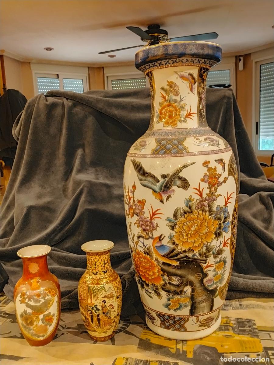 Antig&uuml;edades: JARRONES DE PORCELANA Y FIGURA DECORACI&Oacute;N