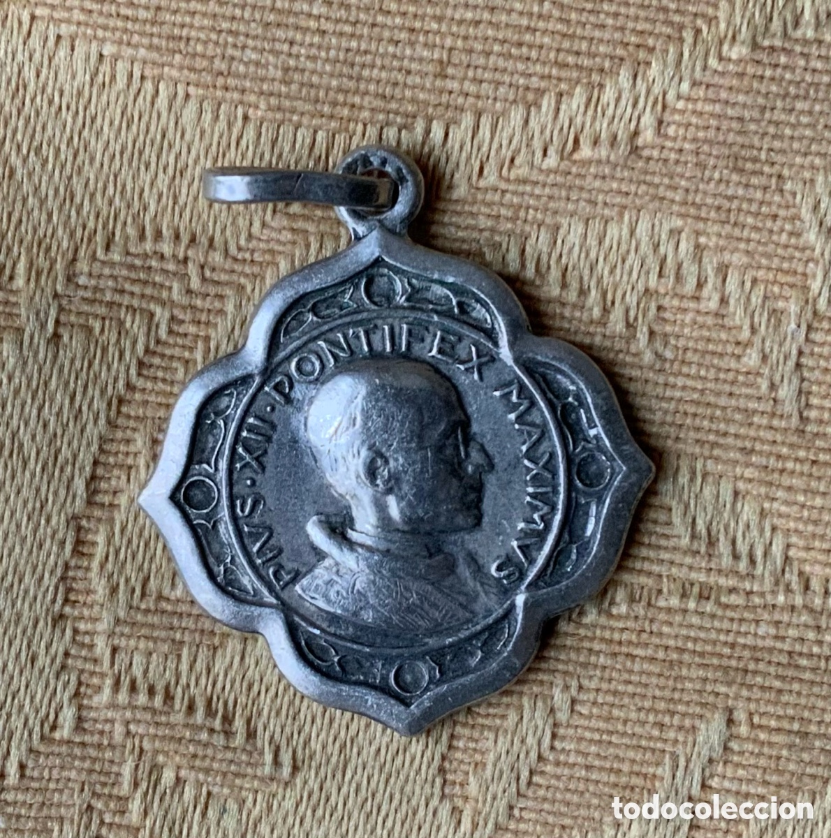 Antig&uuml;edades: ANTIGUA MEDALLA P&Iacute;O XII PLATA 800