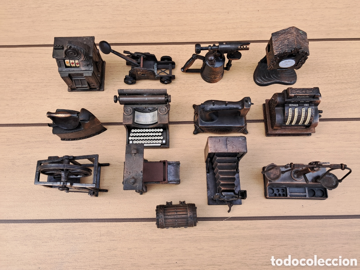 Antig&uuml;edades: Sacapuntas antiguos bronce - Foto 1
