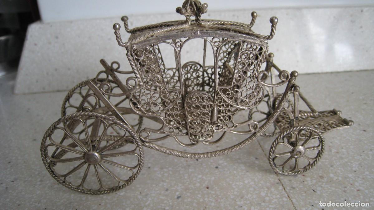 Antig&uuml;edades: Antiguo carruaje de filigrana cordobesa estupendo trabajo 14 x 4 x 7cmts altura. ruedas articuladas