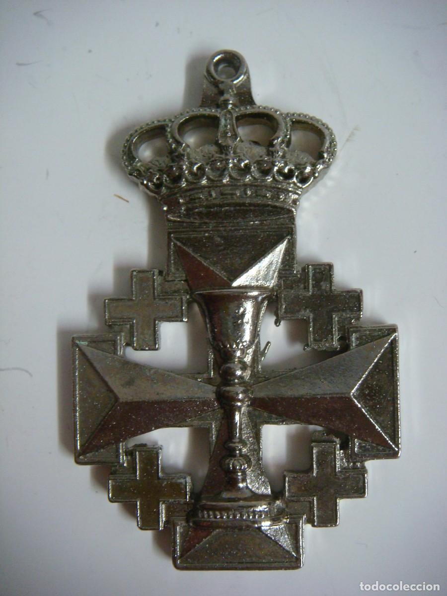 Antig&uuml;edades: MEDALLA METALICA DE SEMANA SANTA HDAD DEL SANTO SEPULCRO FERNAN CABALLEROS-CAJ N&ordm;-23