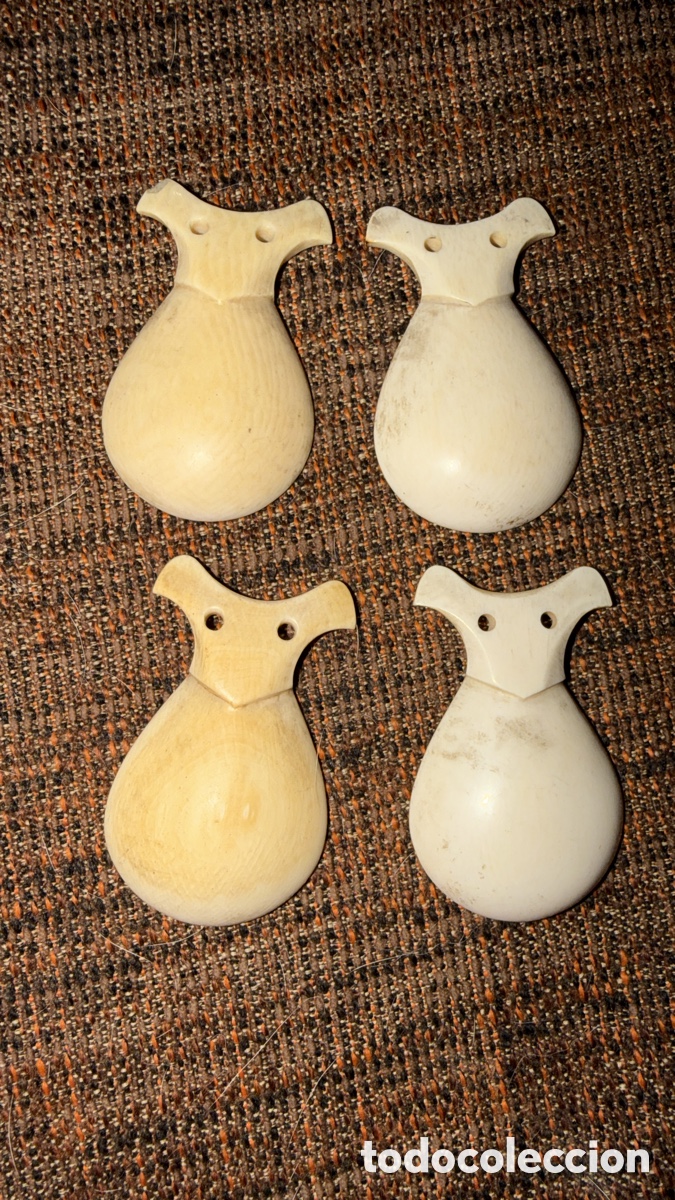 Antig&uuml;edades: Antiguas casta&ntilde;uelas de marfil o hueso