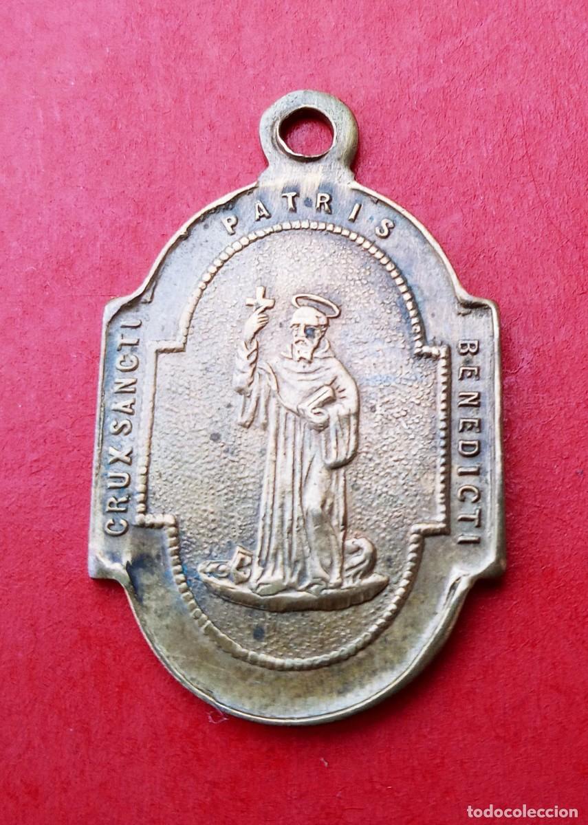 Antig&uuml;edades: Medalla Siglo XIX Protecci&oacute;n contra el mal. San Benito.