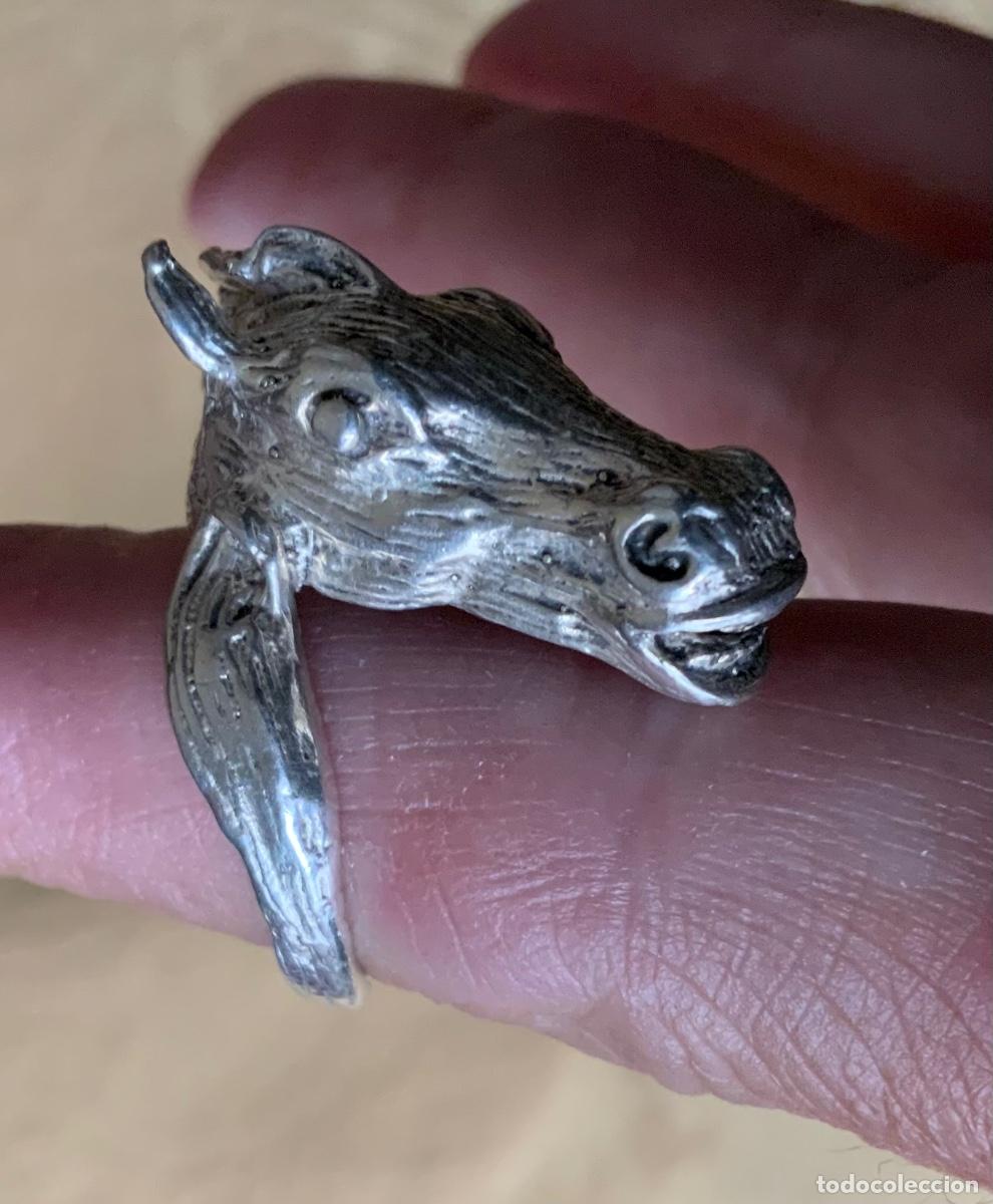 Antig&uuml;edades: ANTIGUO ANILLO DE PLATA CABEZA DE CABALLO - Foto 4